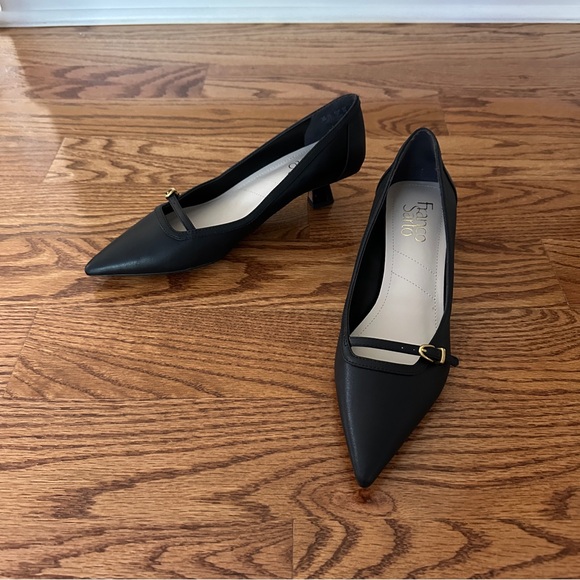 NWOT Franco Sarto Janessa Kitten Heel Black Women's Pumps, Sz 6 - Picture 1 of 6
